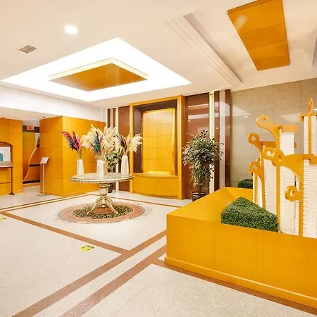 Marble Hotel 4*