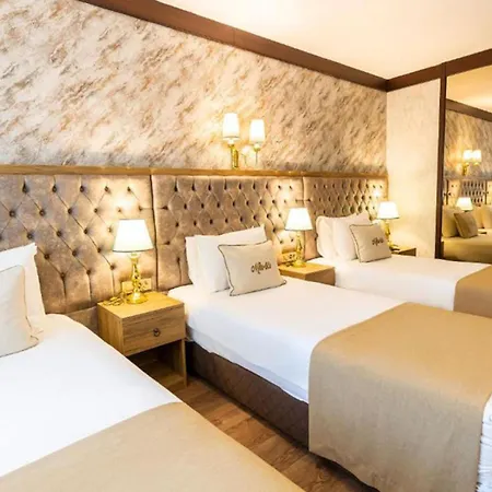 Marble Hotel 4*